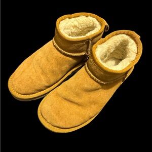 UGG Tan Ankle Boots with Cream Lining
